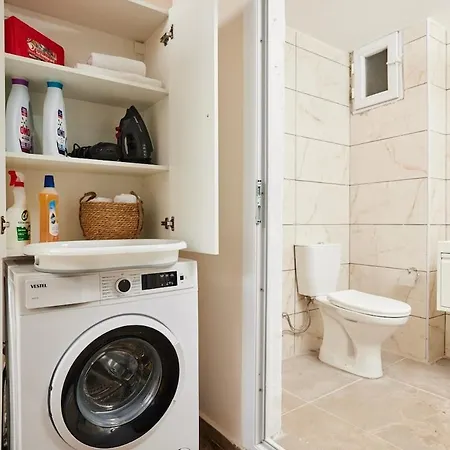 Stunning 3br 3bathroom 3ac Near Metro D4 *