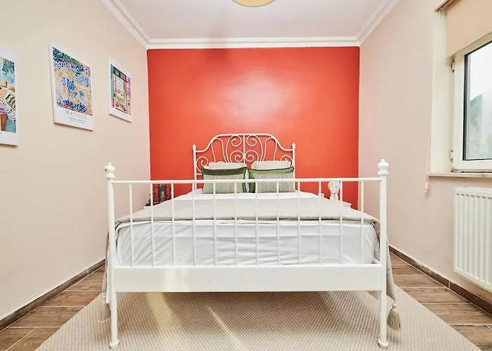 Stunning 3br 3bathroom 3ac Near Metro D4 Appartamento